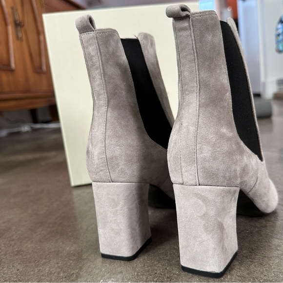 NWB Marc Fisher Zanna Suede Gray Boot - Picture 6 of 10